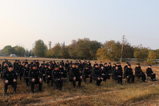 澄城县公安局组织武器操作、警务实战理论及实弹射击年度考核